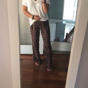 Brandy Melville flowy pants